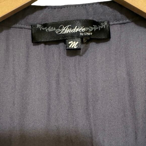 Andree by Unit embroidered sleeveless Top Sheer back shirt M Medium gray - Picture 3 of 6